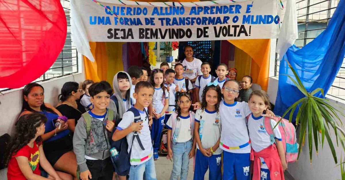 Em Olinda, nova sede da Escola Municipal Isaac Pereira da Silva é ...