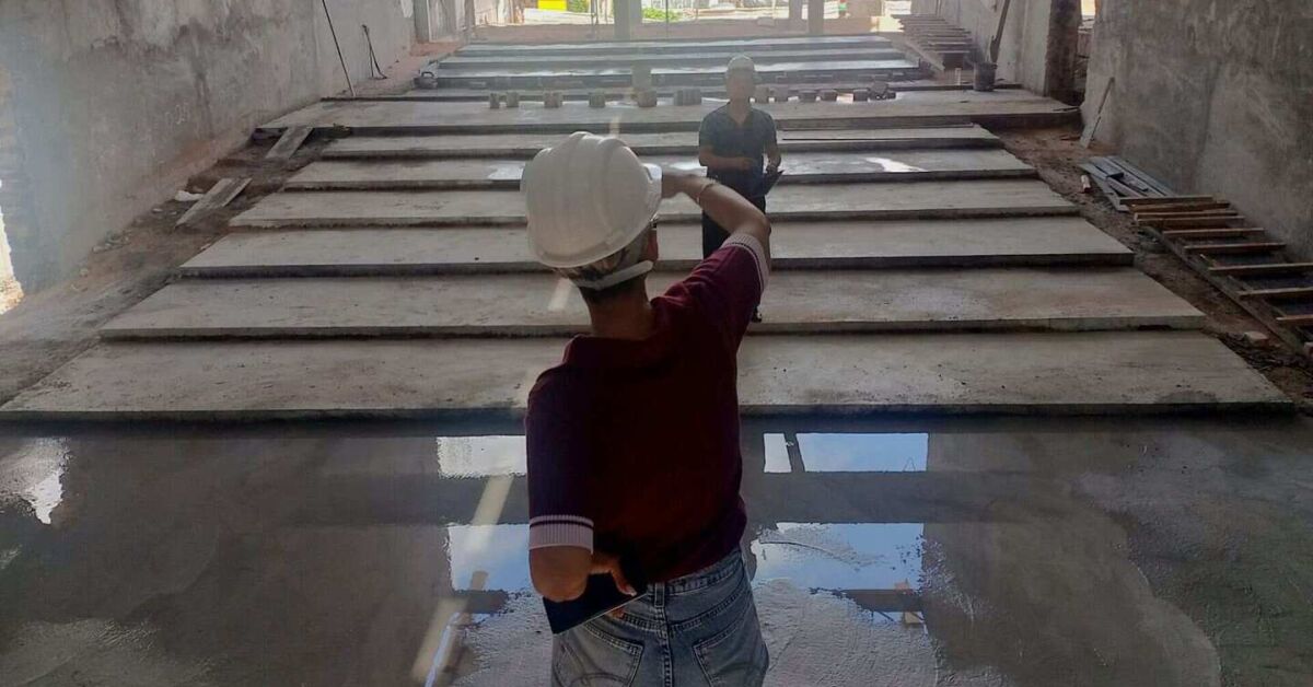 Vistoria t&eacute;cnica da Prefeitura do Paulista no Cineteatro Paulo Freire.