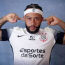 Memphis Depay d&aacute; adeus ao Corinthians.
