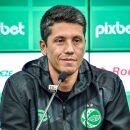 Thiago Carpini &eacute; o novo t&eacute;cnico do Fortaleza para 2026.