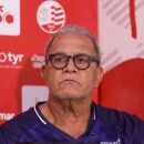 H&eacute;lio dos Anjos defende elenco e trabalho feito no N&aacute;utico.