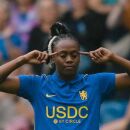 Chelsea feminino enfrenta o Rapid Vienna pela Champions.