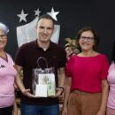 Sport faz a&ccedil;&atilde;o de outubro rosa com torcedoras.