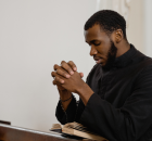 Homens s&atilde;o EXECUTADOS por serem CRIST&Atilde;OS na Nig&eacute;ria.