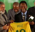 LULA sanciona lei que cria DIA DO REI PEL&Eacute;, celebrado na data em que marcou o mil&eacute;simo gol da carreira.