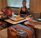 Mulheres que vivem no McDonald's s&atilde;o acusadas de racismo contra um grupo de adolescentes