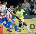 Trio de ataque do Real Madrid não consegue marcar gol em goleiro reserva de time do Brasileirão