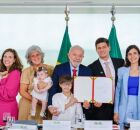 Presidente Lula sanciona lei que inclui Eduardo Campos no Livro dos Her&oacute;is