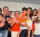 Mirella Almeida registra seu voto em Olinda.