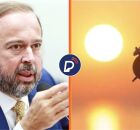 Ministro de Minas e Energia, Alexandre Silveira discursando. 