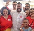 Vin&iacute;cius Castello vota em Olinda