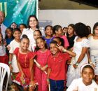 Prefeita Elcione realiza jantar natalino com moradores com programa&ccedil;&atilde;o cultural em Igarassu. 