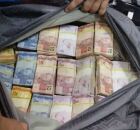 Imagem ilustrativa de dinheiro roubado.