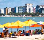 As praias da capital est&atilde;o entre os atrativos mais buscados pelos visitantes. 