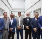 O prefeito eleito de Camaragibe, Diego Cabrale e os seis novos secret&aacute;rios da gest&atilde;o. 