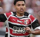 Thiaguinho: 'Consegui amar o Santa Cruz de um jeito que &eacute; sem explica&ccedil;&atilde;o'