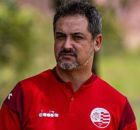 Treinador do N&aacute;utico, Marquinhos Santos.