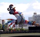 Montagem do Galo da Madrugada de 2024.