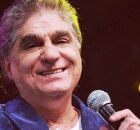 L&iacute;der da Igreja Voz da Verdade, o pastor Carlos Moyses.