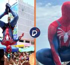 Homem-Aranha garante presen&ccedil;a na Caixa D'&aacute;gua da Compesa, em Olinda, neste domingo de Carnaval (2)