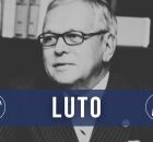 Morre escritor pernambucano Marcos Vila&ccedil;a, ex-presidente do TCU e da Academia Brasileira de Letras