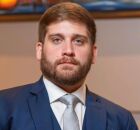 Virg&iacute;lio Oliveira.