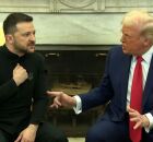 Trump e Zelenski em discuss&atilde;o na Casa Branca.