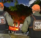 Agentes policiais durante Opera&ccedil;&atilde;o Semana Santa.