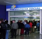 Fila na Previd&ecirc;ncia Social.