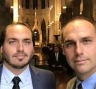 Carlos e Eduardo Bolsonaro