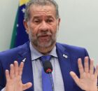 Ministro Carlos Lupi. 