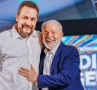 Boulos ao lado de Lula.