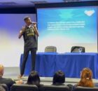 Ney Silva dando testemunho.