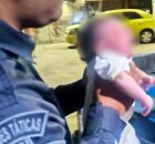 PMs salvam beb&ecirc; engasgada