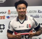 Santa Cruz oficializa contrata&ccedil;&atilde;o do novo lateral-esquerdo, Nathan, como refor&ccedil;o na S&eacute;rie D.