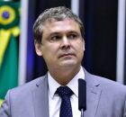 L&iacute;der do PT diz que pris&atilde;o de Gilson Machado 'quebrou as pernas financeiras' do Bolsonarismo