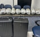 Droga apreendida que estava com mulheres.