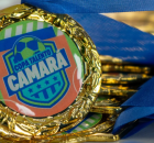 Camaragibe celebra Dia do Futebol com finais da Copa Talentos e revela talentos da base.