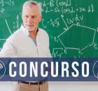 Professor dando aula. 