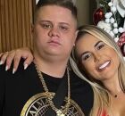 Filho de Deolane e advogada. 