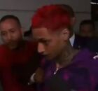 Oruam se entregando a pol&iacute;cia.