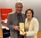 Priscila Krause recebe Pr&ecirc;mio MapBiomas. 