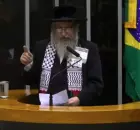 Rabino Yisroel Dovid Weiss, durante discurso na C&acirc;mara dos Deputados.