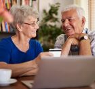 Trabalhadores expostos a condi&ccedil;&otilde;es extremas, como mineiros e operadores de britadeiras, podem requerer aposentadoria especial aos 55 anos.