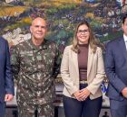 Clarissa T&eacute;rcio, J&uacute;nior T&eacute;rcio e presidente da Assembleia de Deus. 