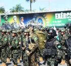 Forma&ccedil;&atilde;o militar em desfile  Ex&eacute;rcito abre processo seletivo simplificado para oficiais, sargentos e cabos com vagas em Pernambuco e estados vizinhos