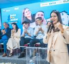 Mirella Almeida recebe o ministro Jader Filho em Olinda.