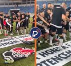 Santa Cruz comemora acesso &agrave; S&eacute;rie C com faixa: "Toda honra e toda gl&oacute;ria pertencem a Jesus Cristo"