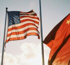 EUA e China se re&uacute;nem em Madrid para negociar tens&otilde;es comerciais.