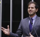 Deputado federal Pedro Campos. 